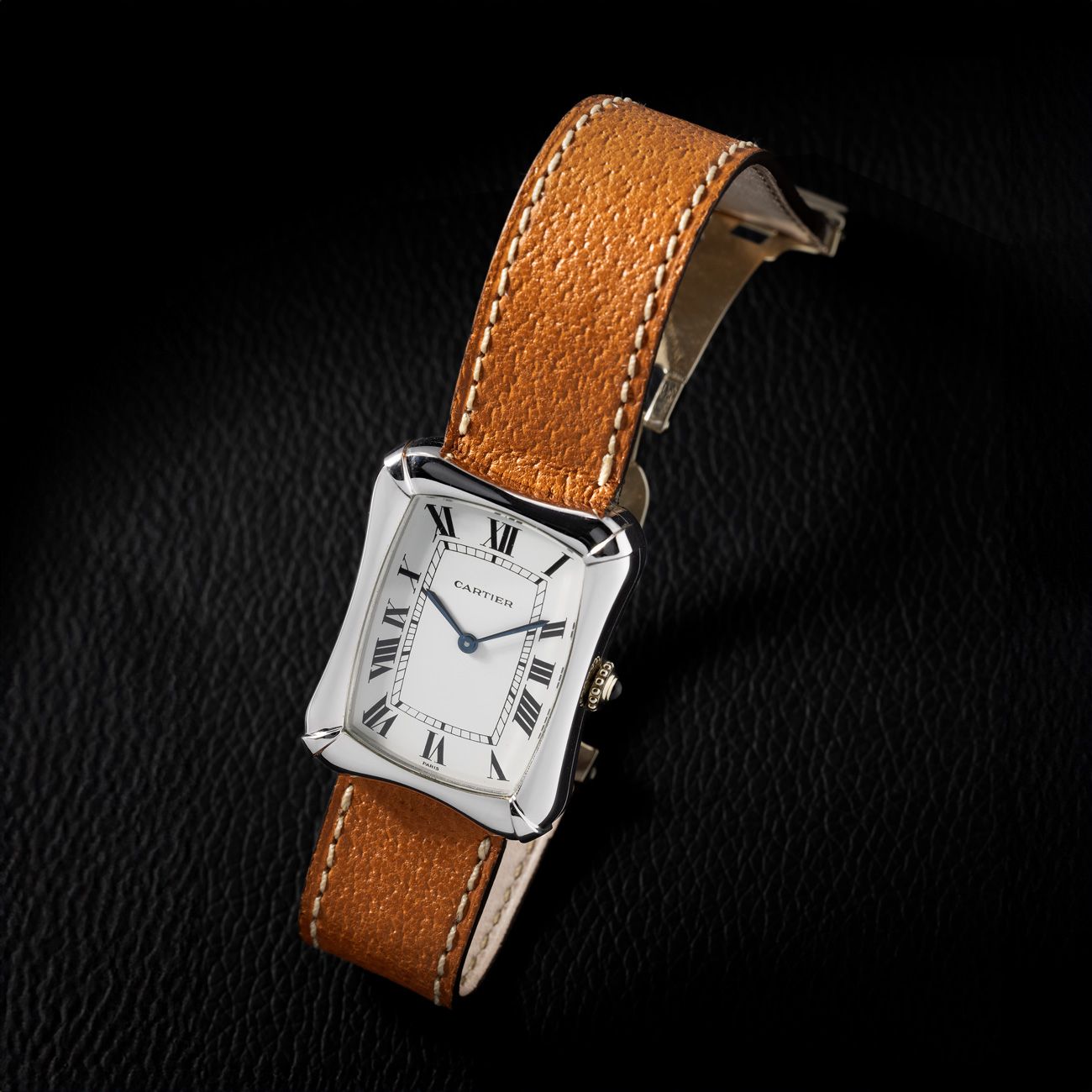 Cartier Bamboo Coussin, White GoldA rare and artistic white gold model, with a cushion-shaped case inspired by bamboo, blending innovative case design and understated elegance.