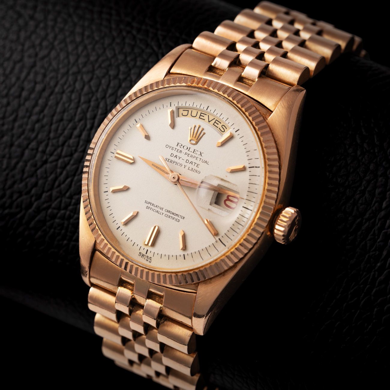 Lot 50 – Very rare Rolex Day-Date in pink-gold reference 6611, retailed by Serpico y Laino.
