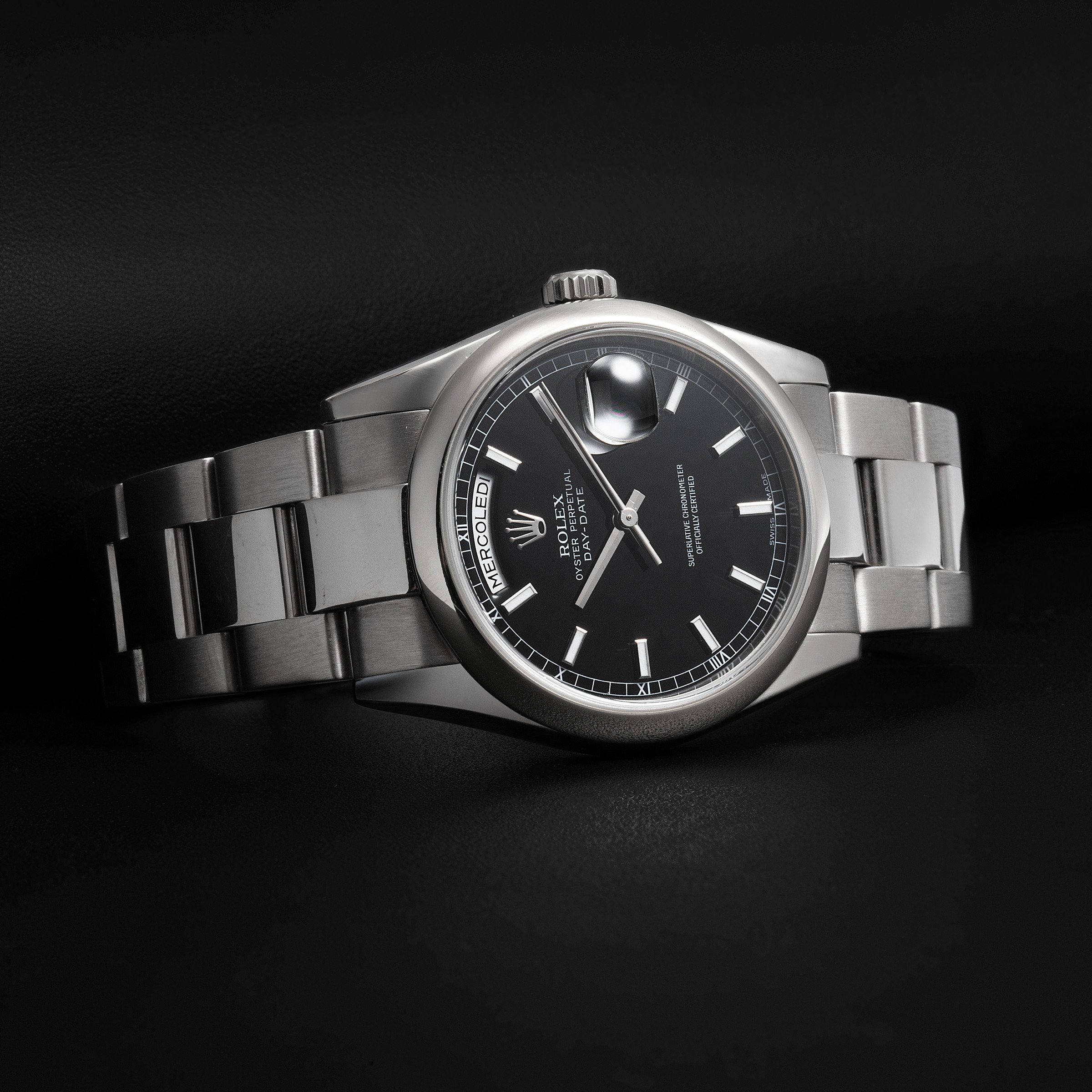 focus main image